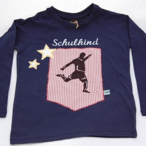 Lieblingsstücke Shirt Schulkind mit Fußballer und Sterne